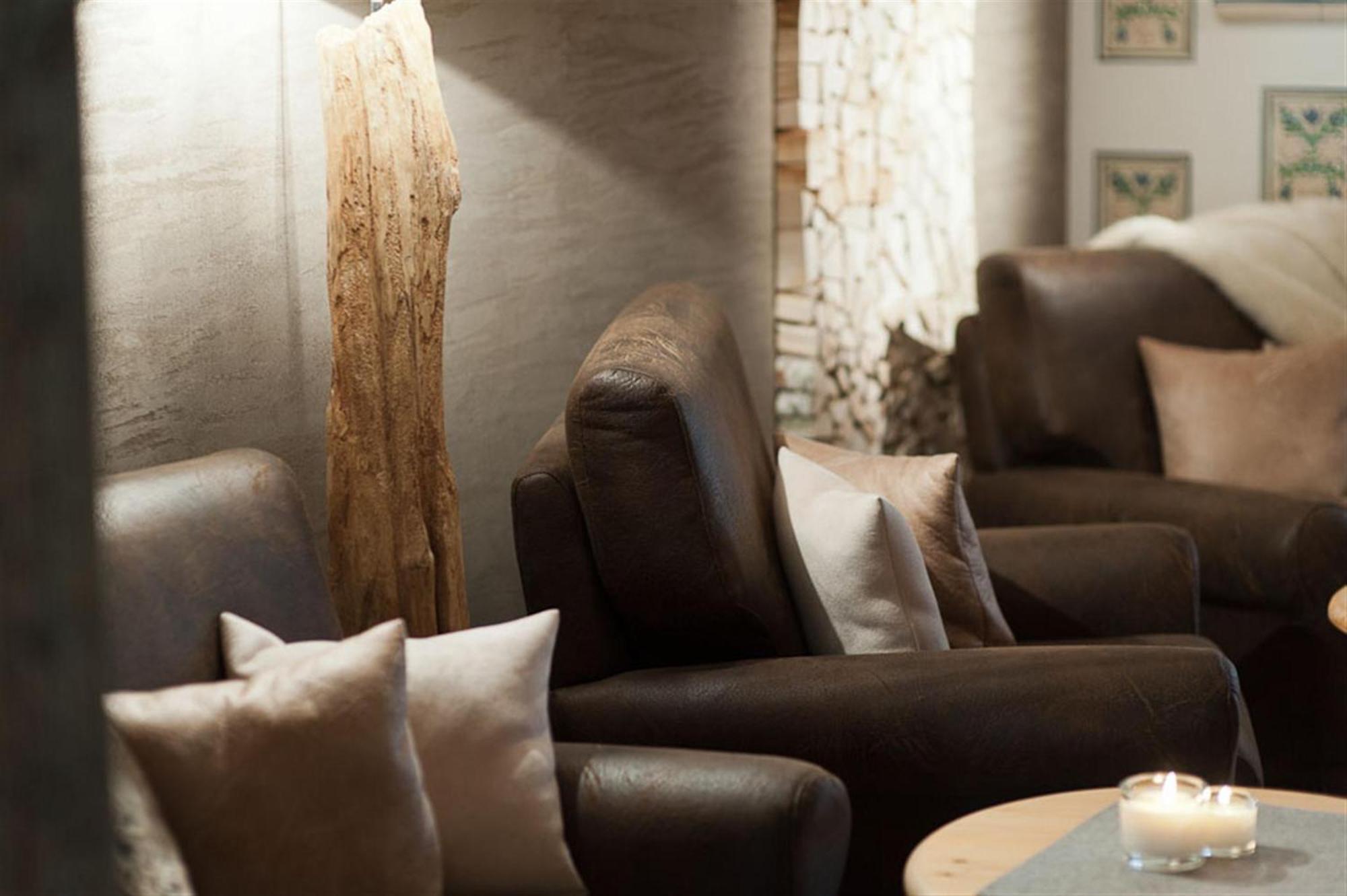 Burgus - Design & Apart-hotel Burgusio