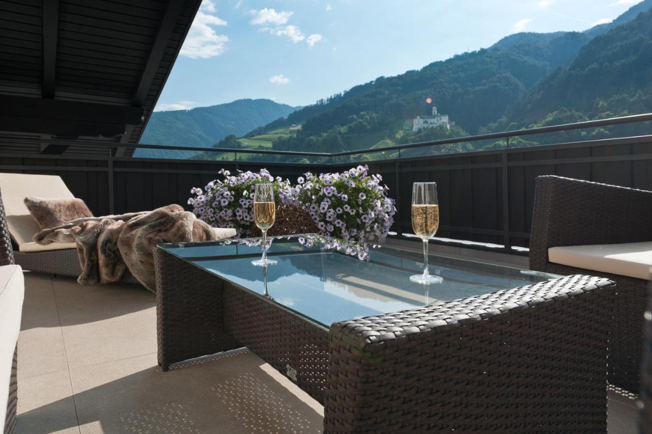Apart-hotel Burgus - Design & Burgusio